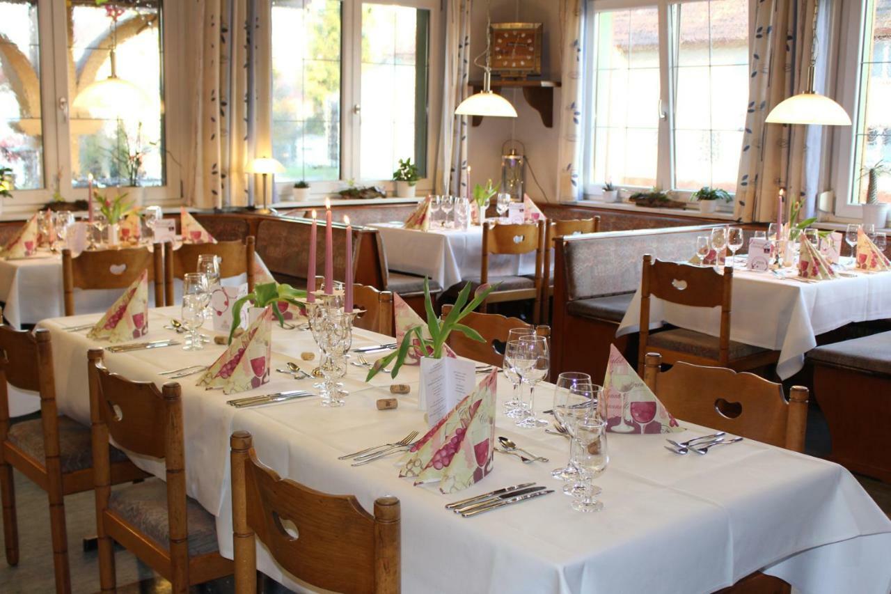 Landgasthof Ritter Orsingen-Nenzingen エクステリア 写真