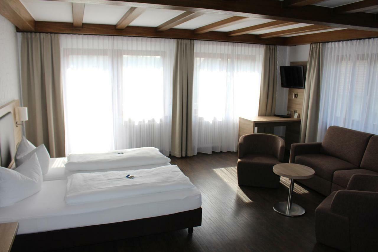 Landgasthof Ritter Orsingen-Nenzingen エクステリア 写真